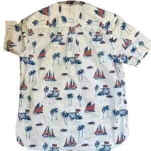 The Nutter men’s size XL, quarter button, short sleeve shirt